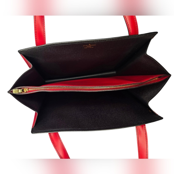 LOUIS VUITTON Epi Bicolor Varenne Hand Bag Black/Red - With COA - Picture 11 of 16